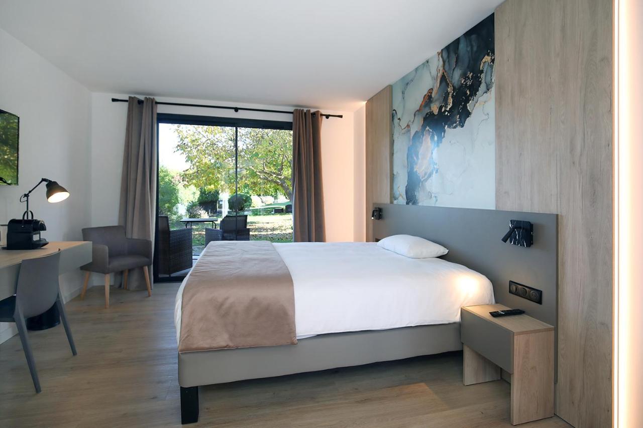 Logis Hotel & Spa Dejeunez Sous L'Arbre Rousset  Luaran gambar