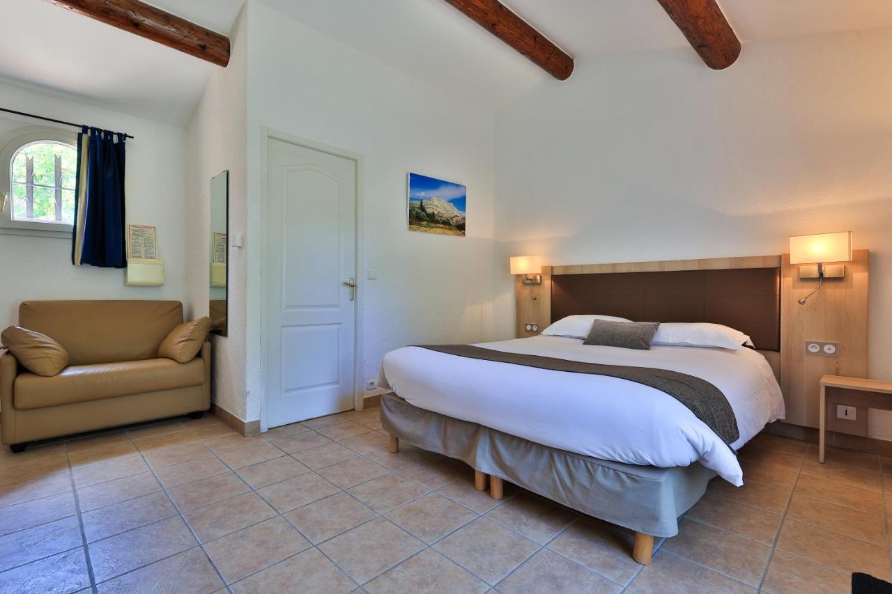 Logis Hotel & Spa Dejeunez Sous L'Arbre Rousset  Luaran gambar