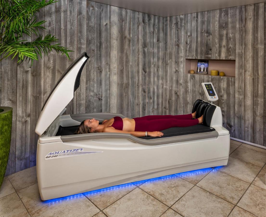 Logis Hotel & Spa Dejeunez Sous L'Arbre Rousset  Luaran gambar