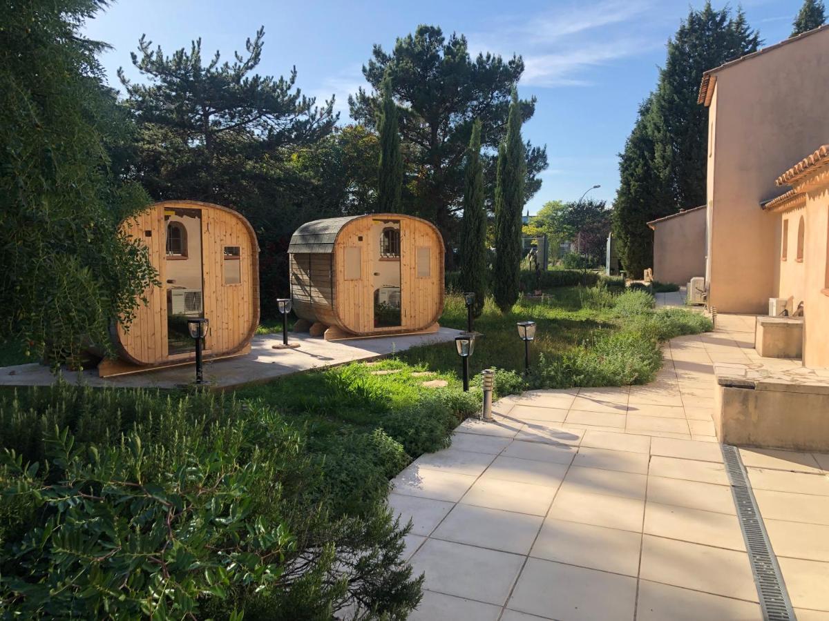 Logis Hotel & Spa Dejeunez Sous L'Arbre Rousset  Luaran gambar